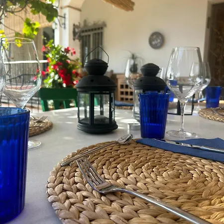 El Nispero Dulce Bed & Breakfast 3*