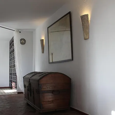 El Nispero Dulce Bed & Breakfast