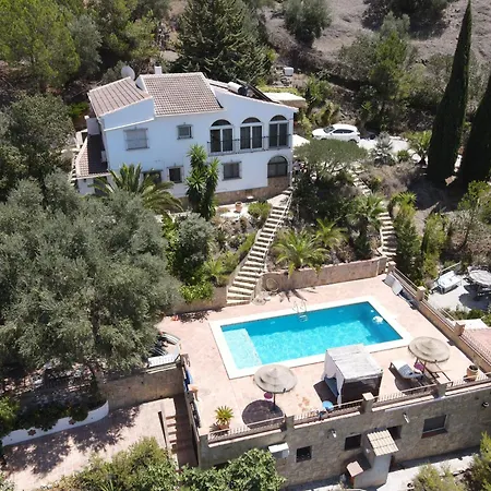 El Nispero Dulce לינה וארוחת בוקר