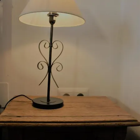 לינה וארוחת בוקר El Nispero Dulce